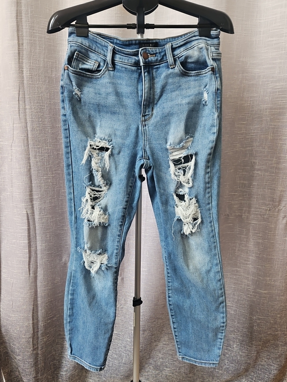 Judy Blue Light Blue Distressed Boyfriend Jeans